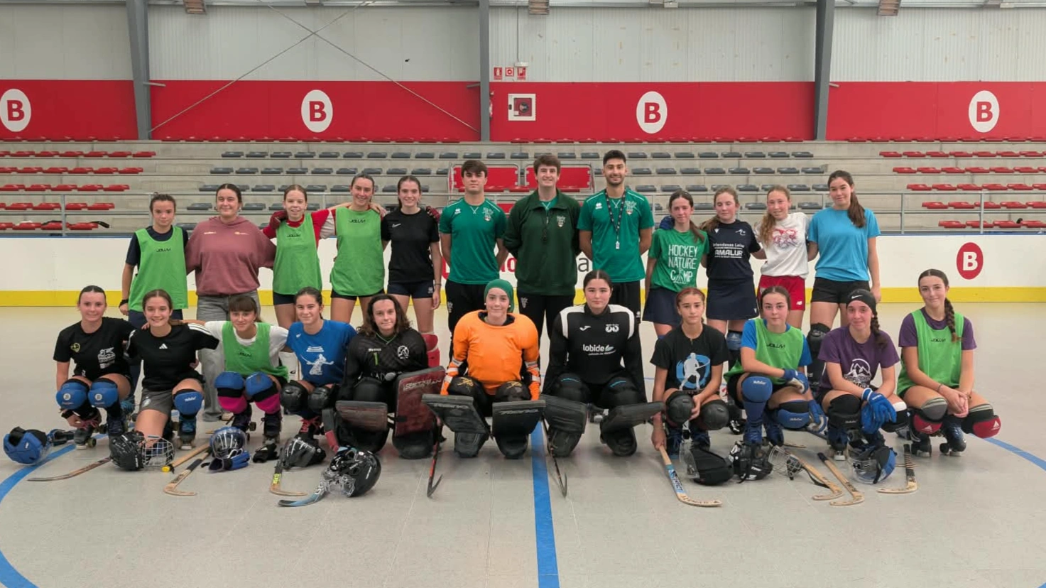 Las selecciones vascas de hockey sobre patines arrancan su andadura en Txurdinaga